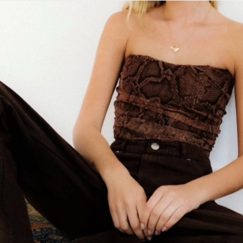 Zara corset top snake skin xs zipper closure
